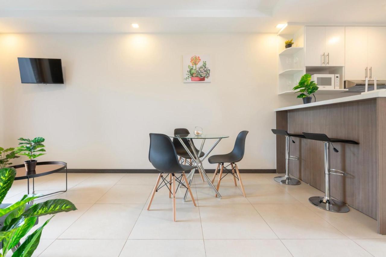 Boulevard Park Apto #27 - 2Bdrm - Selena Segura Ередія Екстер'єр фото