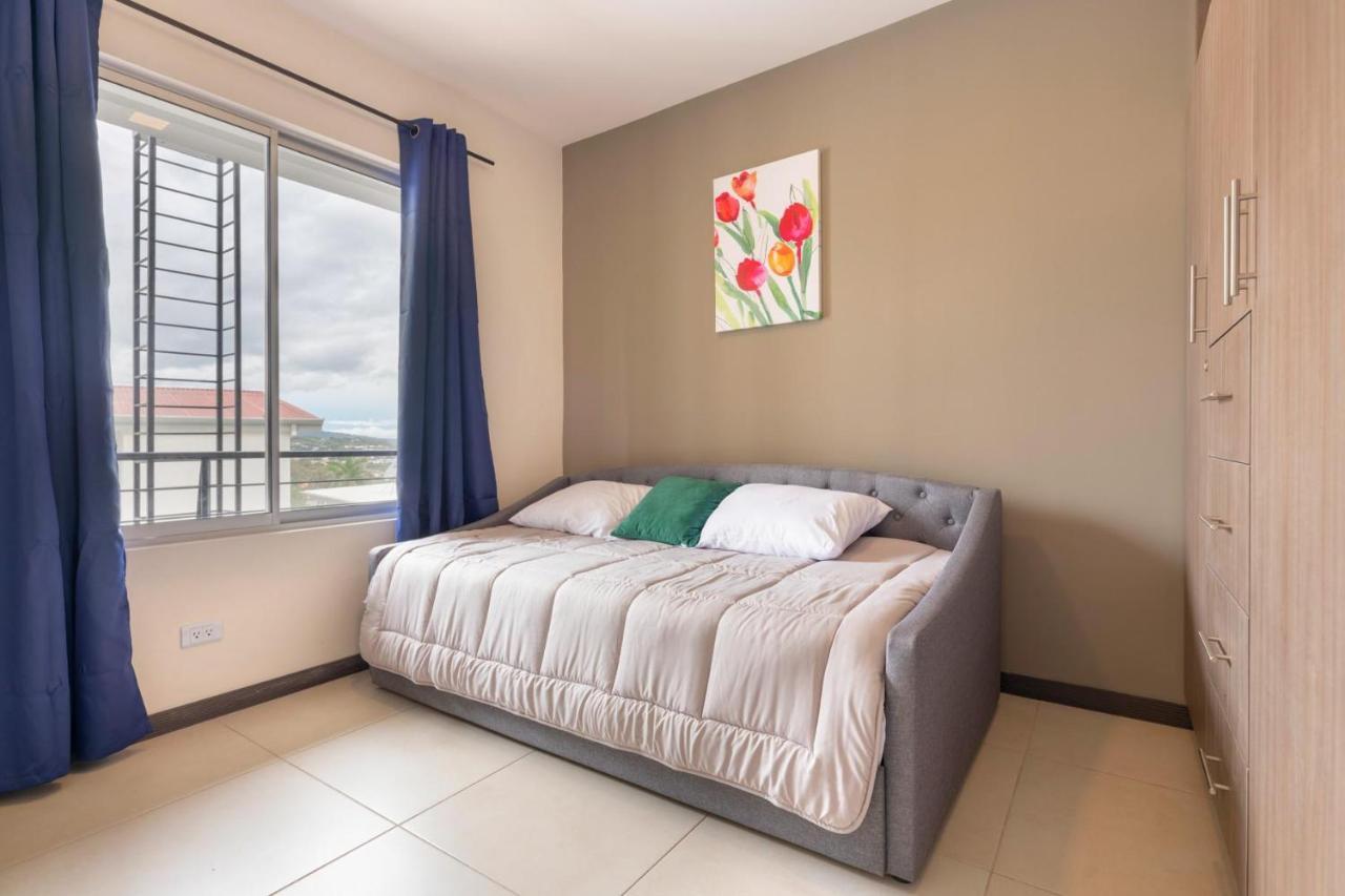 Boulevard Park Apto #27 - 2Bdrm - Selena Segura Ередія Екстер'єр фото